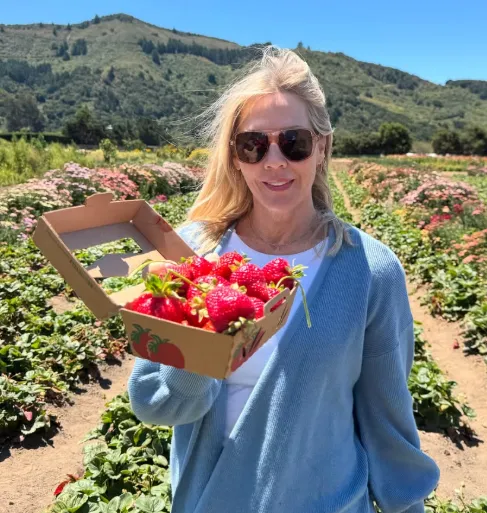 Jennie Garth Net Worth Shocking Wealth Revealed in 2025