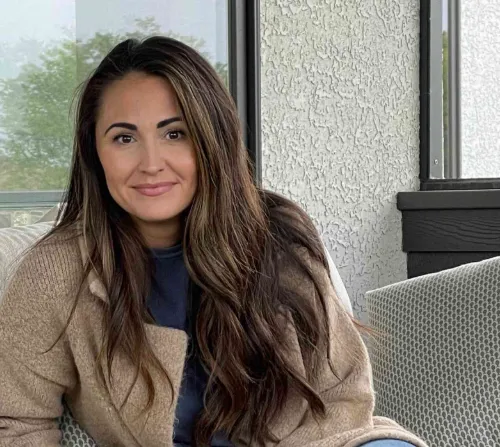 Lindsay Schweitzer Age — Full Biography, Career, Lifestyle & More