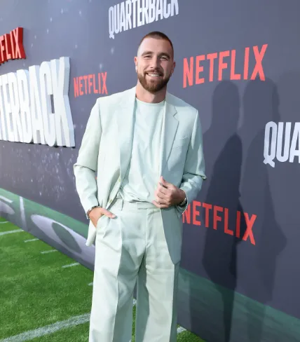 Travis Kelce Age – Detailed Biography, Net Worth 2025, Lifestyle & More