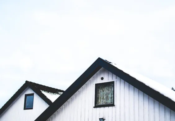 Extend Your Roofs’ Life: Expert Tips for Smart Maintenance